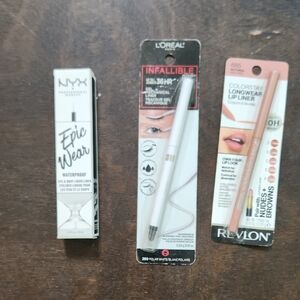 NYX Epic Wear Waterproof Eyeliner in Black.